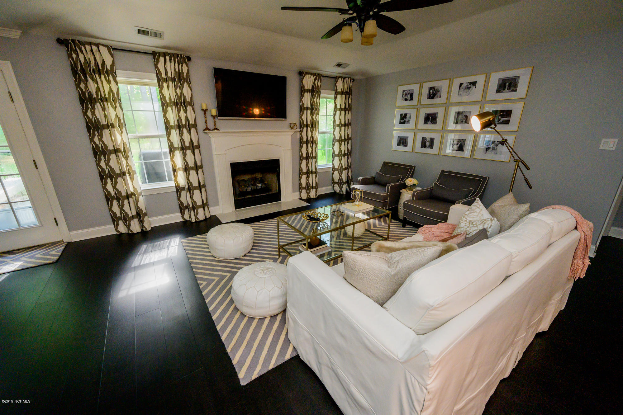 433 Neuchatel Road New Bern, NC 28562 - Photo 8 of 30 living area