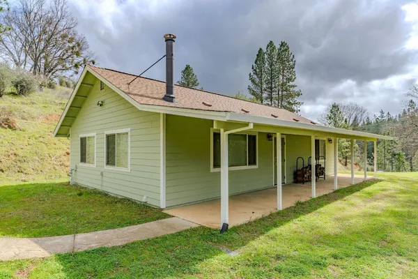 $375,000 | 21655 State Rte 26, West Point, CA 95255