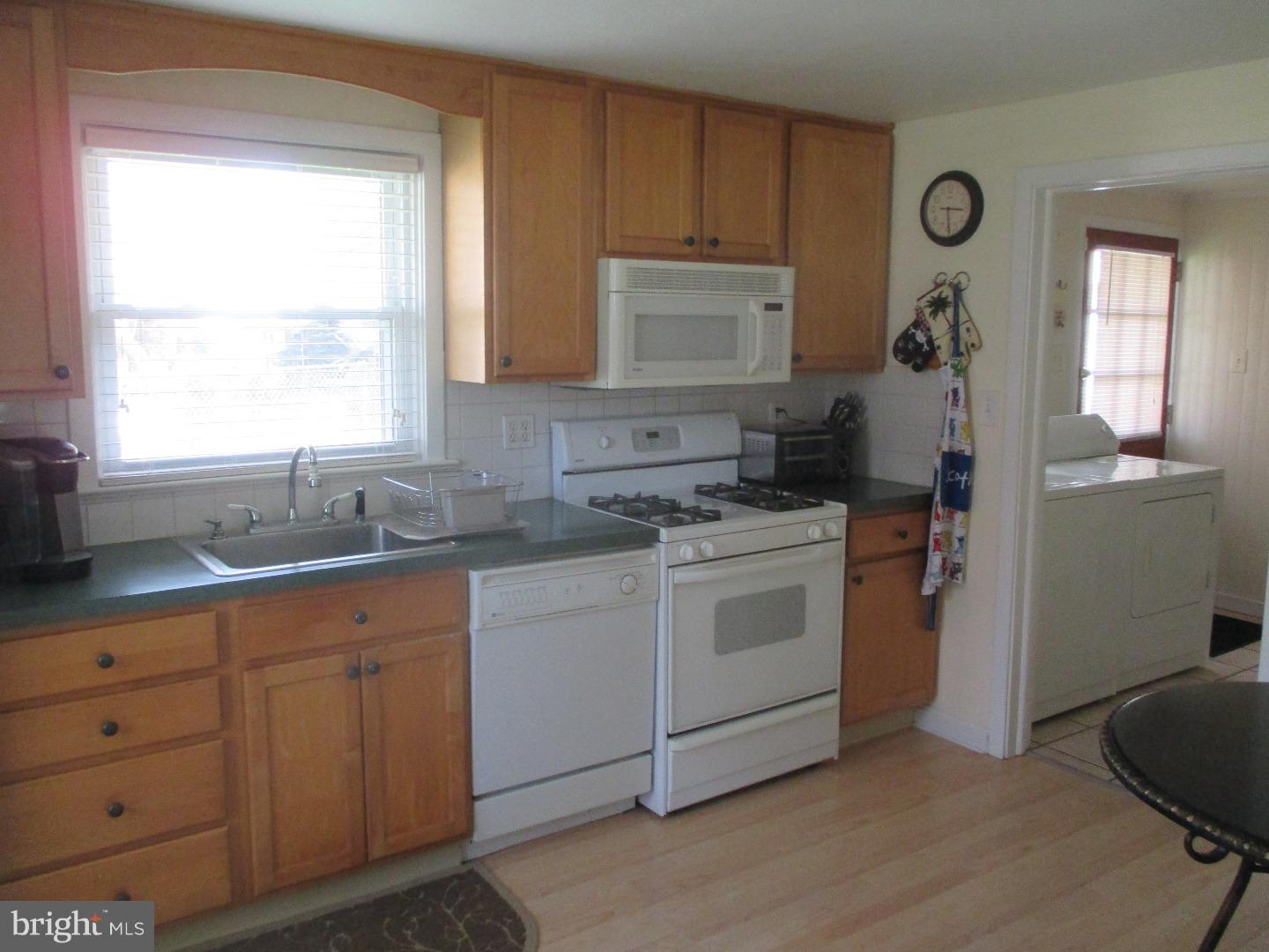 125 East Chelton Road Brookhaven, PA 19015 - Photo 2 of 12 Gallery Image 2