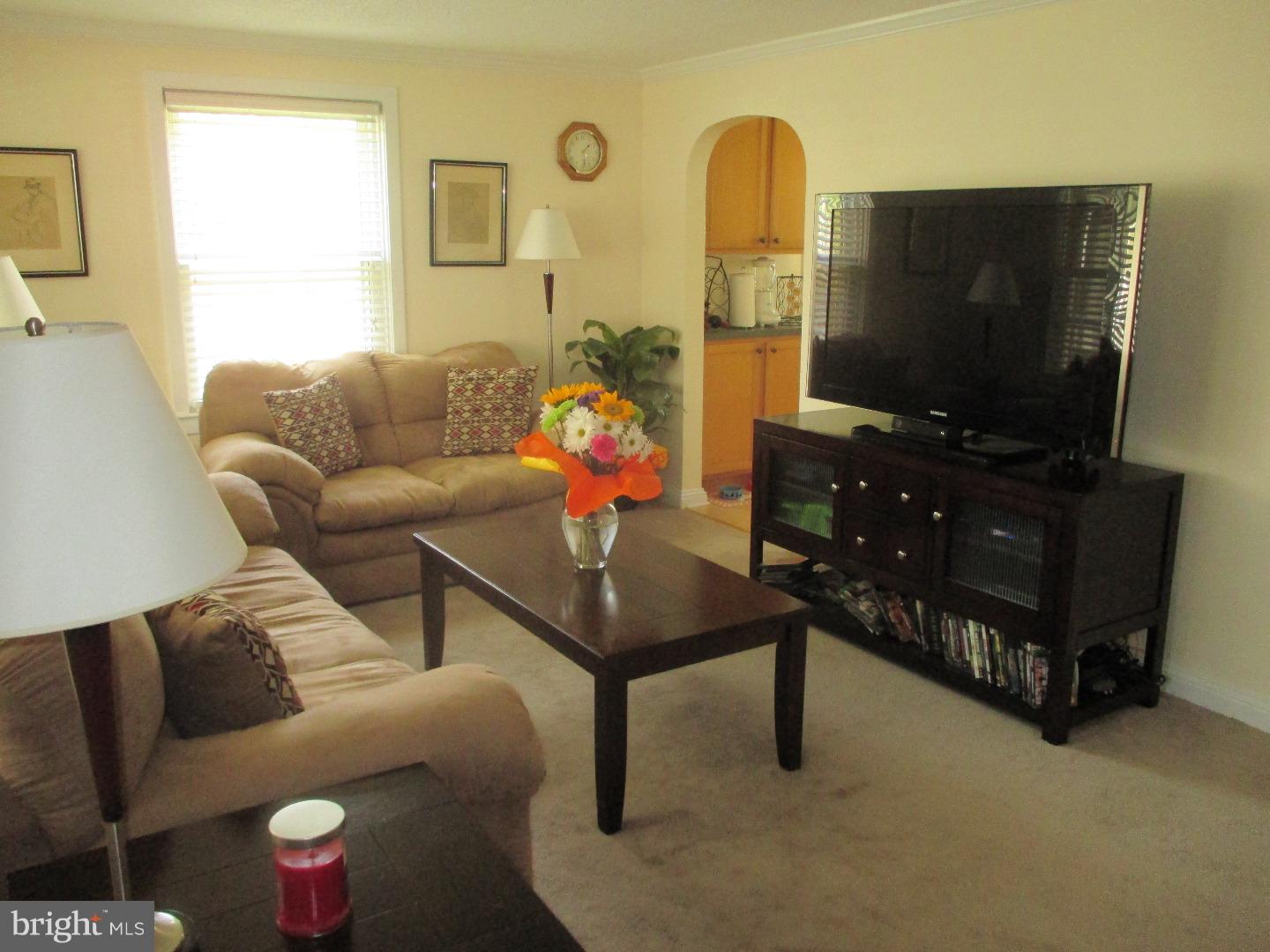 125 East Chelton Road Brookhaven, PA 19015 - Photo 3 of 12 Gallery Image 3