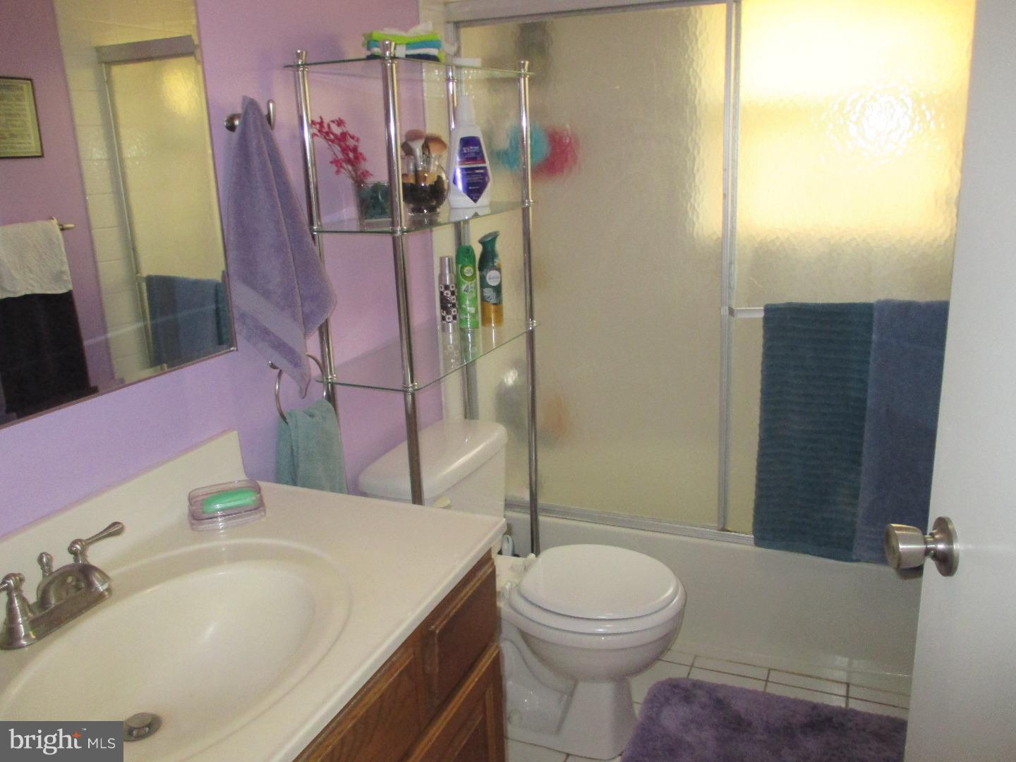 125 East Chelton Road Brookhaven, PA 19015 - Photo 5 of 12 Gallery Image 5