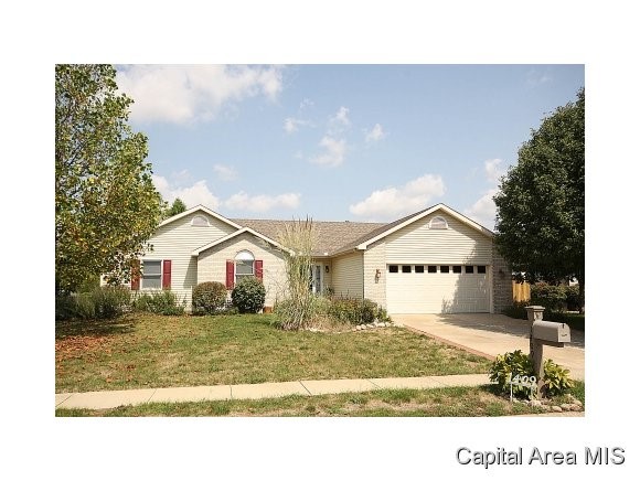 1409 Hoechester Road Springfield, IL 62712 - Photo 1 of 24