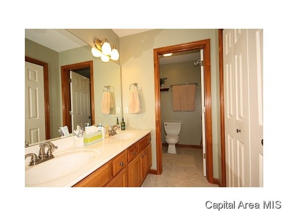 1409 Hoechester Road Springfield, IL 62712 - Photo 14 of 24