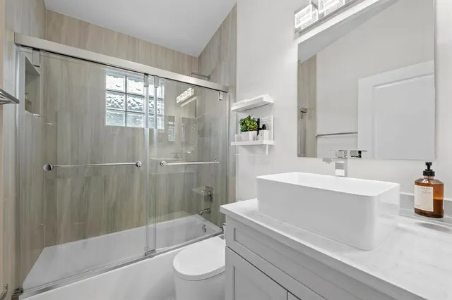 $765,000 | 240 Northwest 40th Avenue, Delray Beach, FL 33445