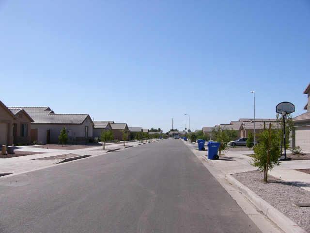 1120 West Darrel Road, Unit 3 5 Phoenix, AZ 85041 - Photo 5 of 6 Additional Photo