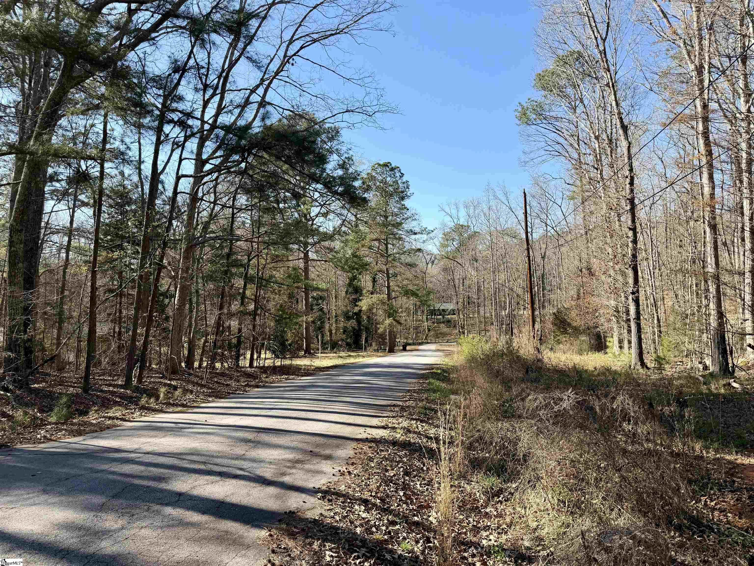 122-124 Lollis Road Greenwood, SC 29649 - Photo 5 of 8