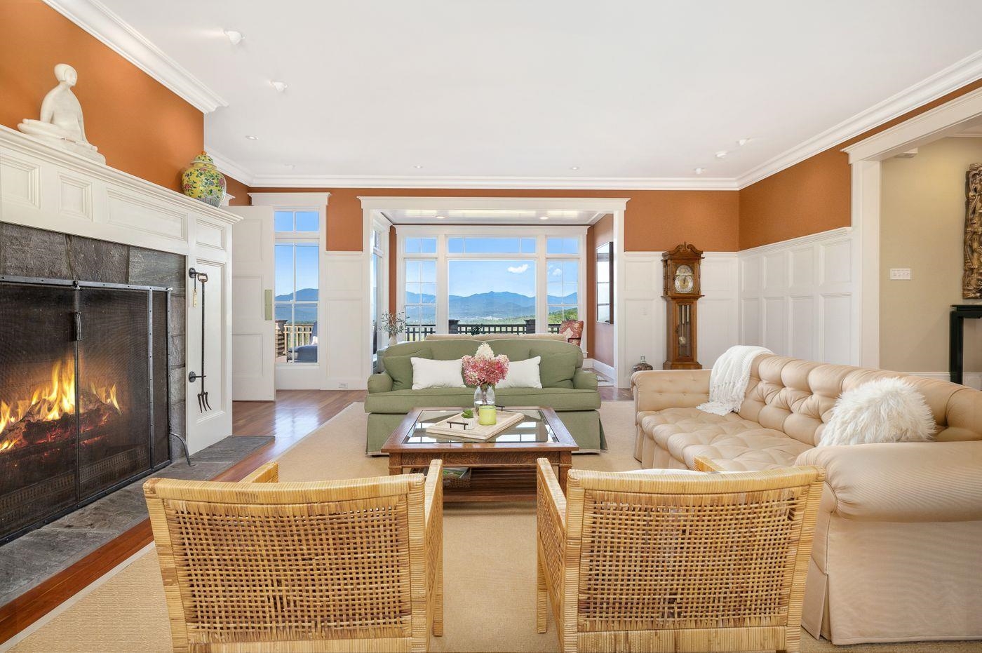 675 Putnam Forest Road Stowe, VT 05672 - Photo 5 of 57