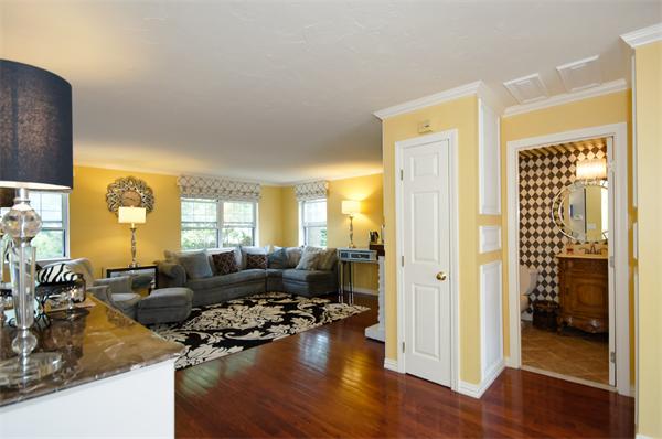 15 Manning Road, Unit E Waltham, MA 02452 - Photo 17 of 28 Gallery Image 17