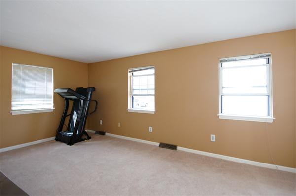 15 Manning Road, Unit E Waltham, MA 02452 - Photo 19 of 28 Gallery Image 19