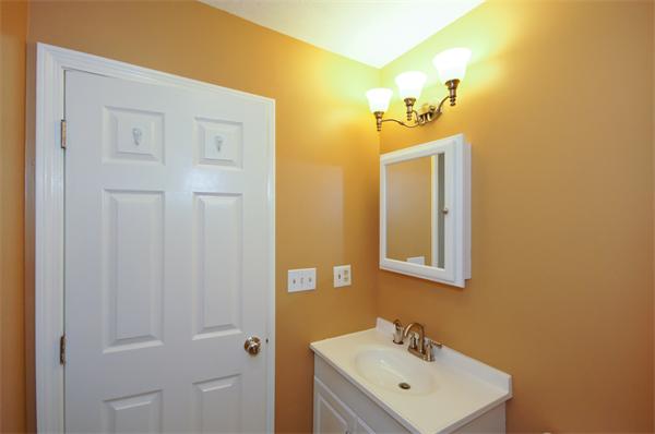 15 Manning Road, Unit E Waltham, MA 02452 - Photo 20 of 28 Gallery Image 20