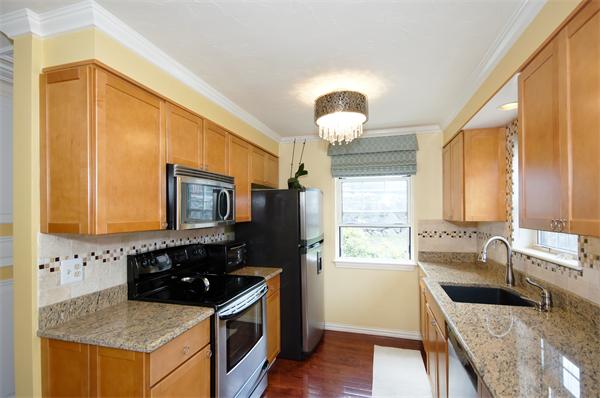 15 Manning Road, Unit E Waltham, MA 02452 - Photo 7 of 28 Gallery Image 7