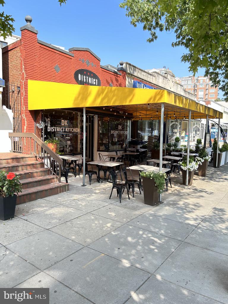 2007 B Kalorama Road Northwest, Unit B Washington, DC 20009 - Photo 37 of 38