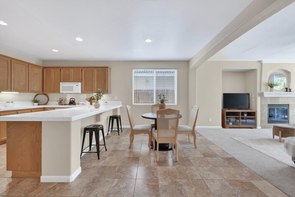 464 Sutherland Ranch Lane Roseville, CA 95678 - Photo 16 of 53