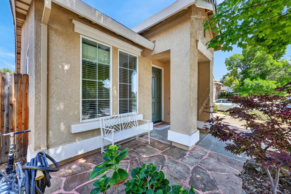 464 Sutherland Ranch Lane Roseville, CA 95678 - Photo 7 of 53