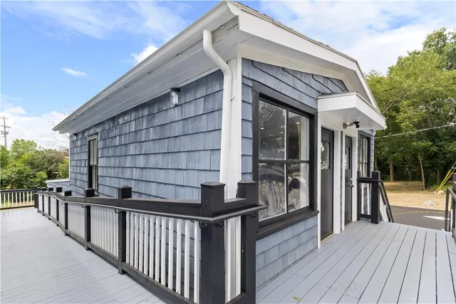 $799,900 | 14 West Natick Road, Warwick, RI 02886