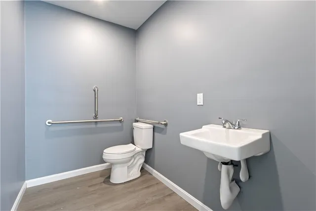 $799,900 | 14 West Natick Road, Warwick, RI 02886