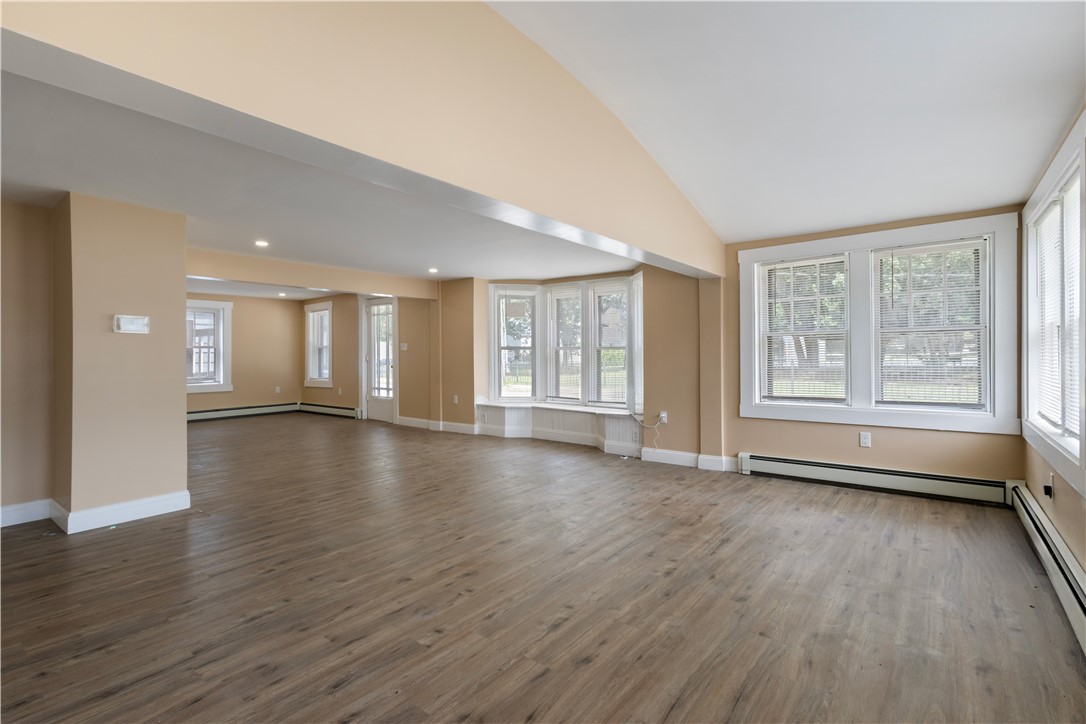 14 West Natick Road Warwick, RI 02886 - Photo 7 of 40