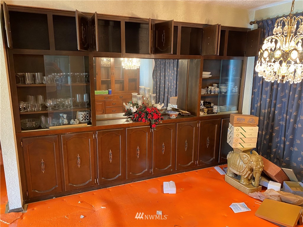 9160 Roy Road Northeast Bremerton, WA 98311 - Photo 14 of 38