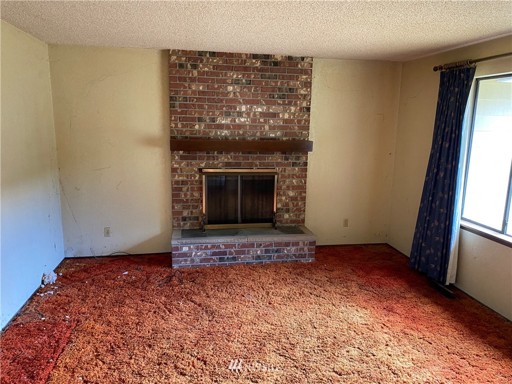 9160 Roy Road Northeast Bremerton, WA 98311 - Photo 6 of 38