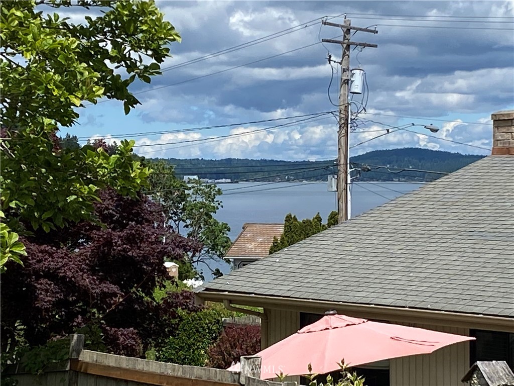 9160 Roy Road Northeast Bremerton, WA 98311 - Photo 8 of 38