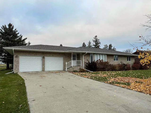 $260,000 | 1803 Robin Hood Drive, Thief River Falls, MN 56701