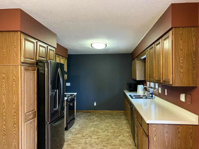 $260,000 | 1803 Robin Hood Drive, Thief River Falls, MN 56701