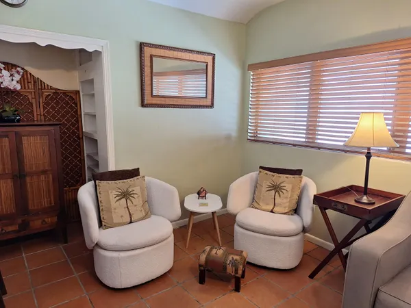 $1,800 | 721 North M Street, Lake Worth Beach, FL 33460