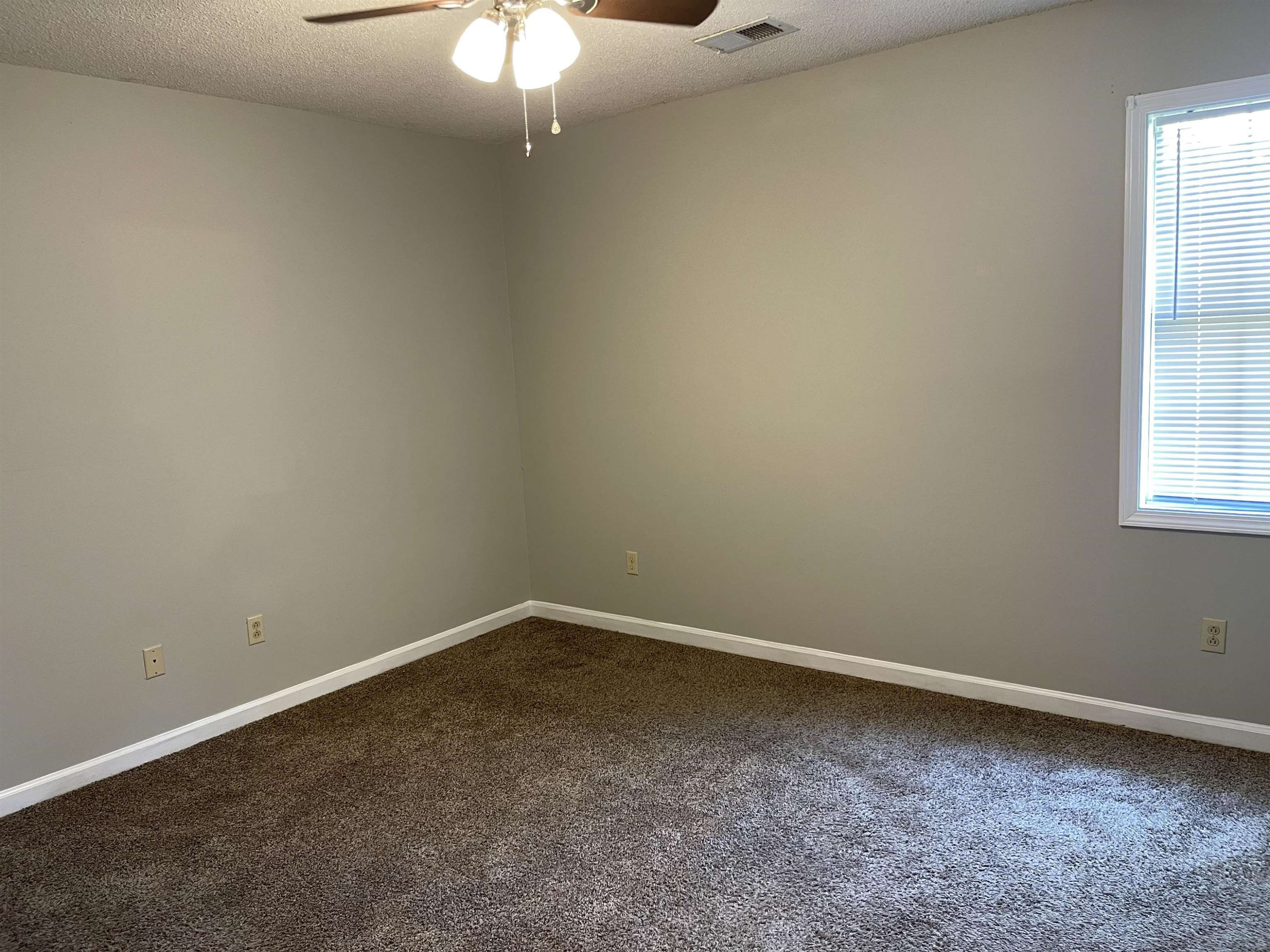 2165 Randall Road Dyersburg, TN 38024 - Photo 11 of 17 Photo 11
