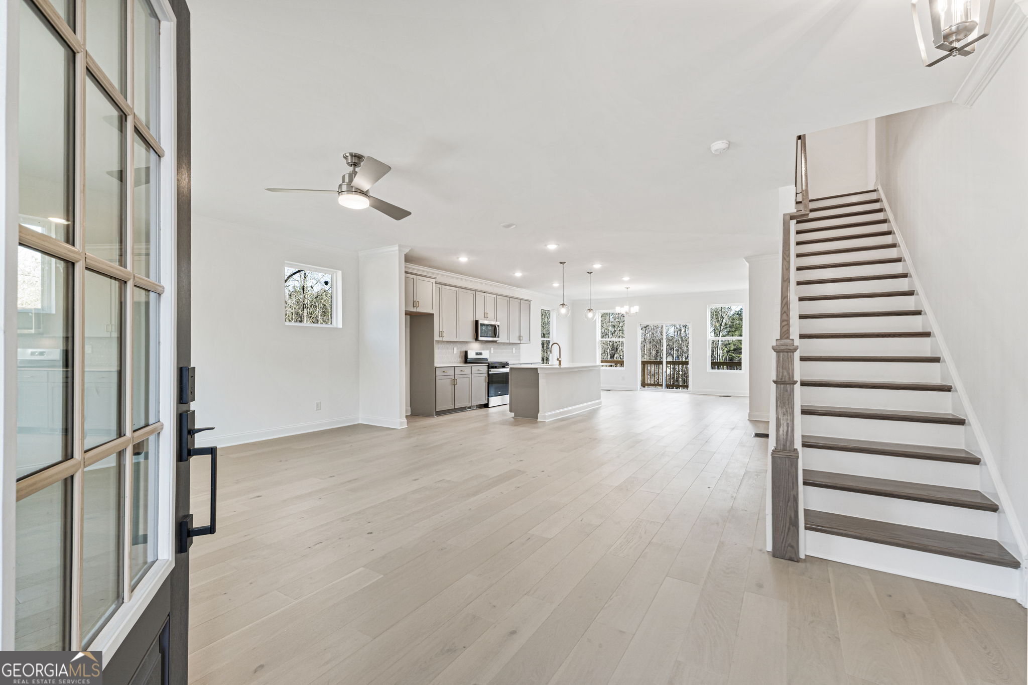 644 Oakleaf Grove Lane Sugar Hill, GA 30518 - Photo 4 of 43