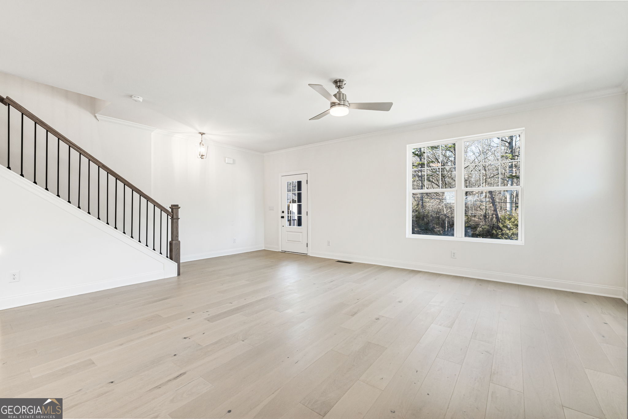 644 Oakleaf Grove Lane Sugar Hill, GA 30518 - Photo 5 of 43