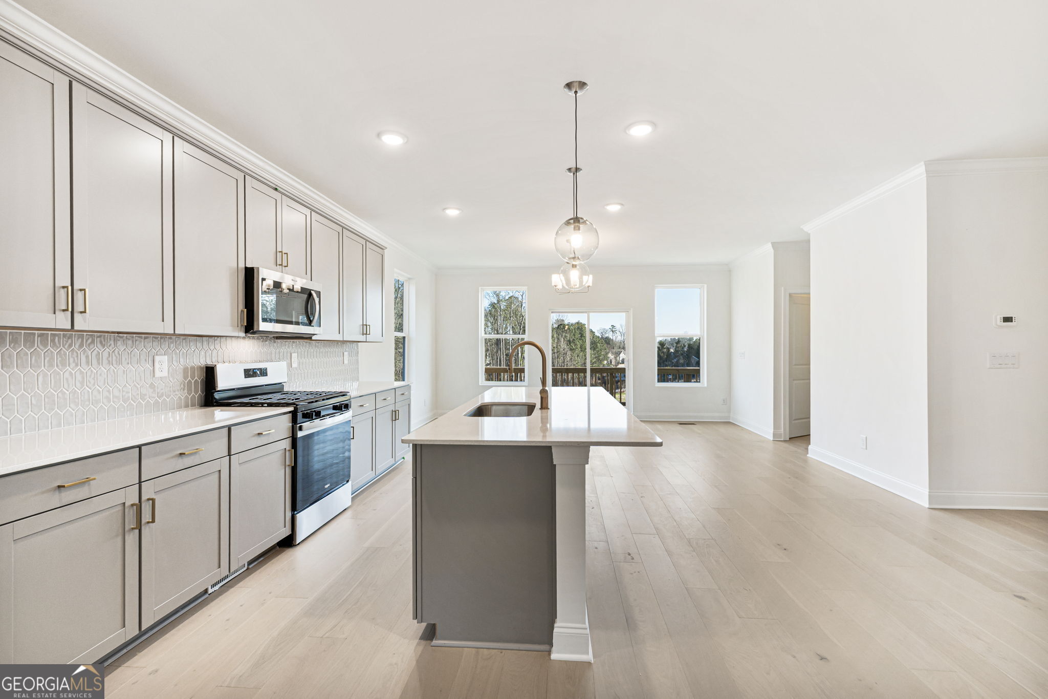 644 Oakleaf Grove Lane Sugar Hill, GA 30518 - Photo 10 of 43