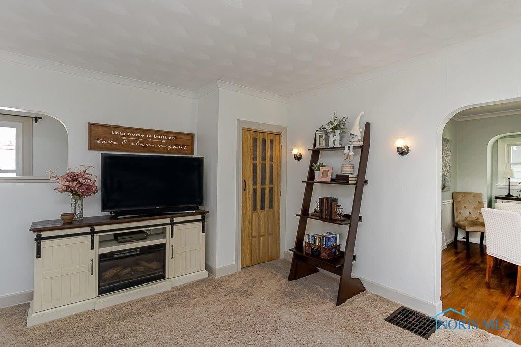 3715 Sherbrooke Road Toledo, OH 43613 - Photo 4 of 20 Gallery Image 4