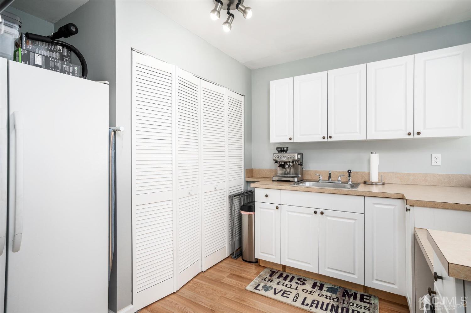 92 New Road Kendall Park, NJ 08824 - Photo 23 of 35 Gallery Image 23