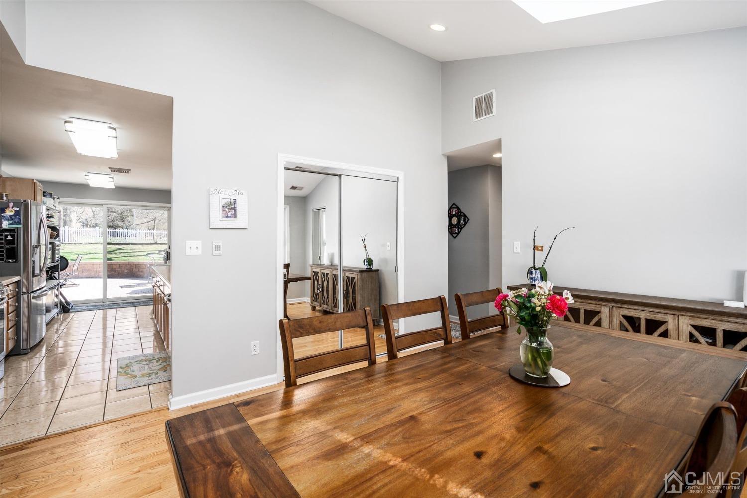 92 New Road Kendall Park, NJ 08824 - Photo 9 of 35 Gallery Image 9