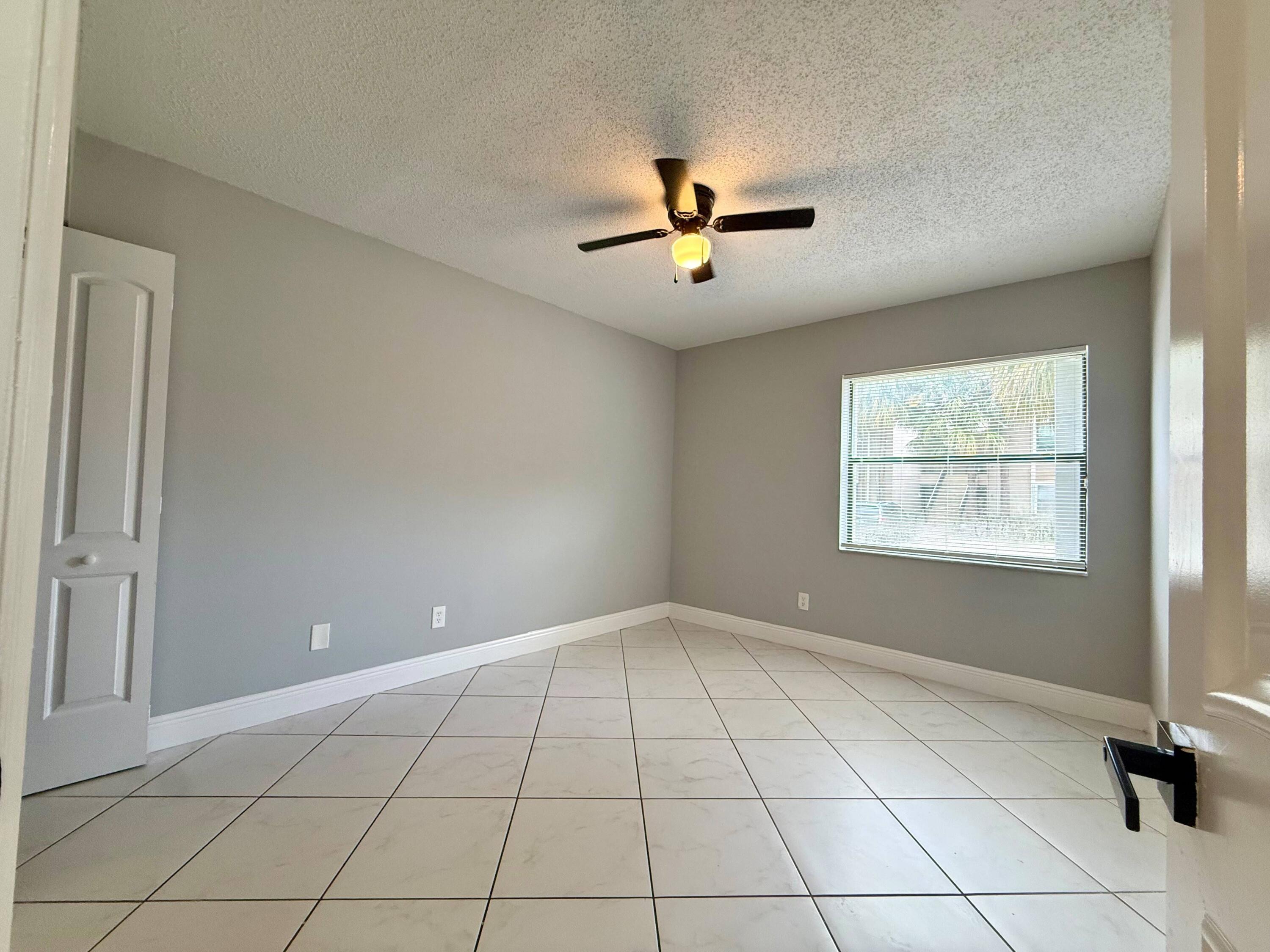 9633 Riverside Drive, Unit E2 Coral Springs, FL 33071 - Photo 9 of 14 WhatsApp Image 2026-06-24 at 23.43.26 (5