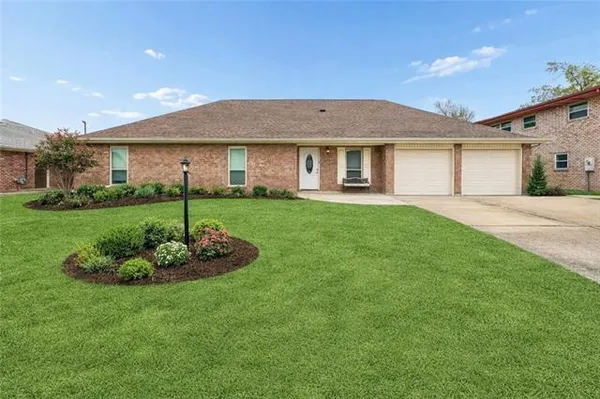 $329,950 | 535 Alleman Street, Norco, LA 70079