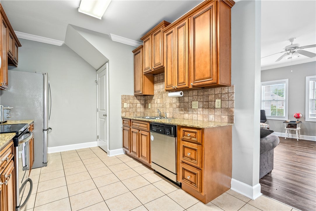 1957 Wire Road, Unit 35 Auburn, AL 36832 - Photo 5 of 18 Gallery Image 5