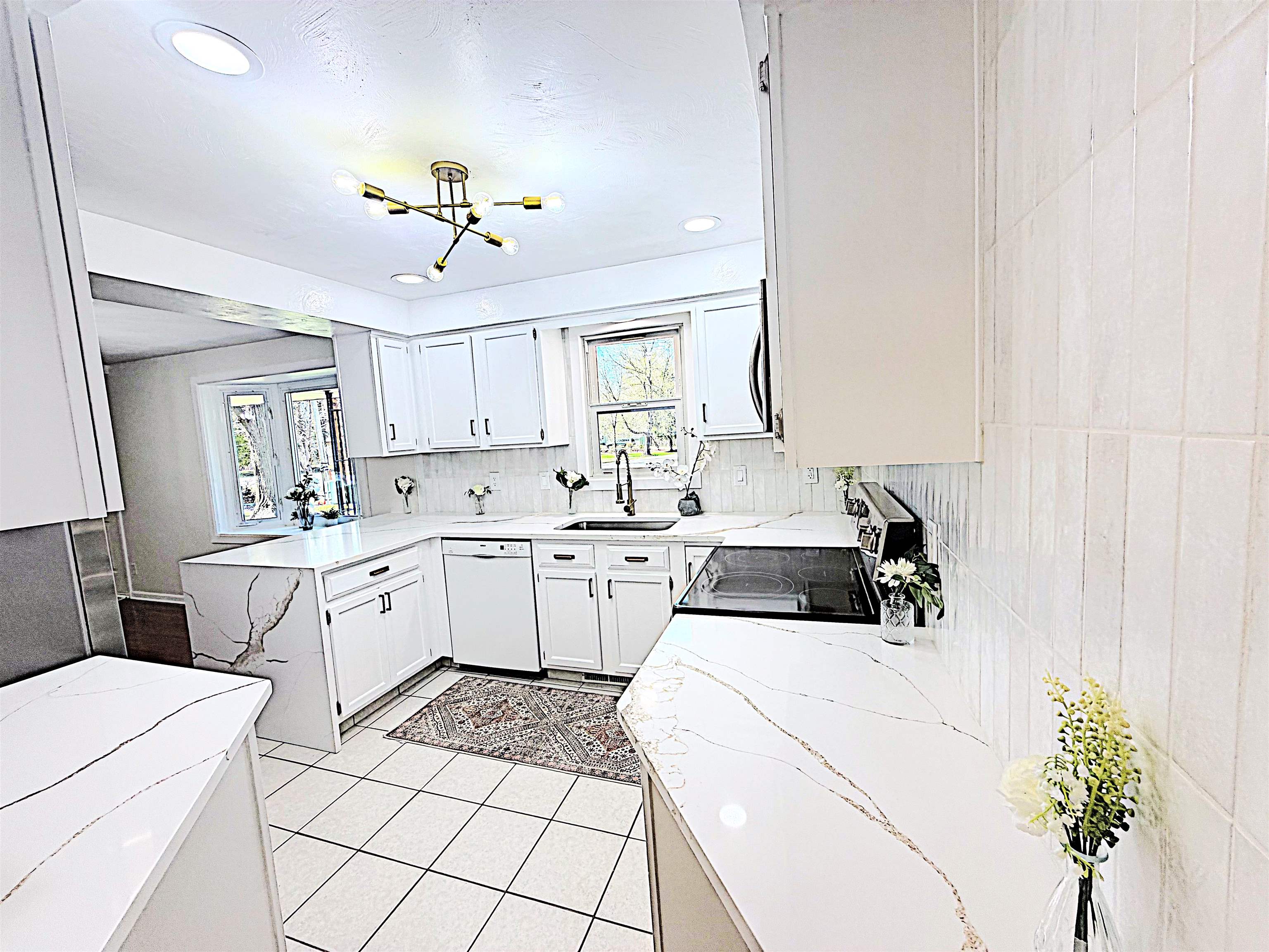 1891 Beck Street Appleton, WI 54915 - Photo 12 of 31