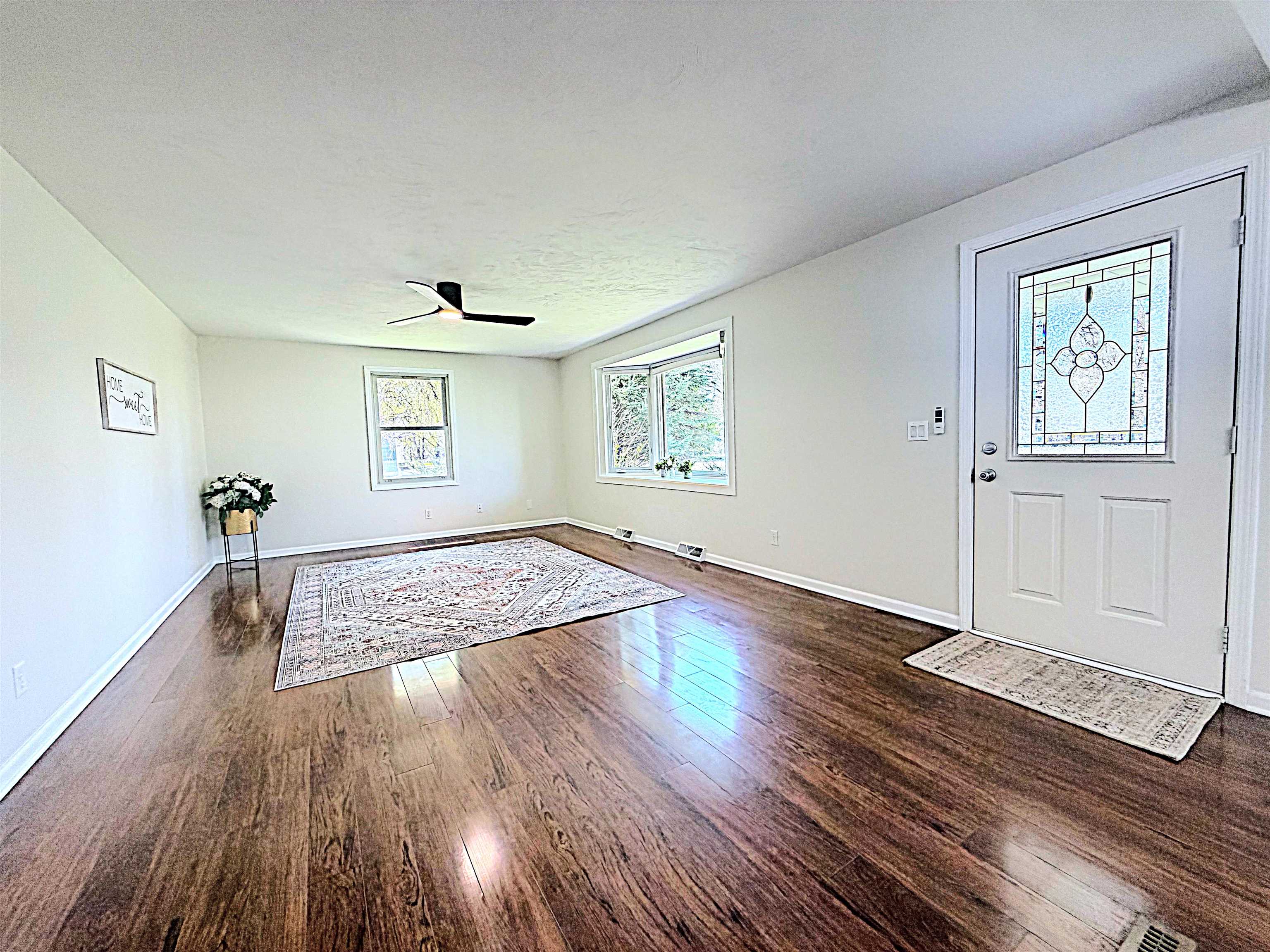 1891 Beck Street Appleton, WI 54915 - Photo 3 of 31