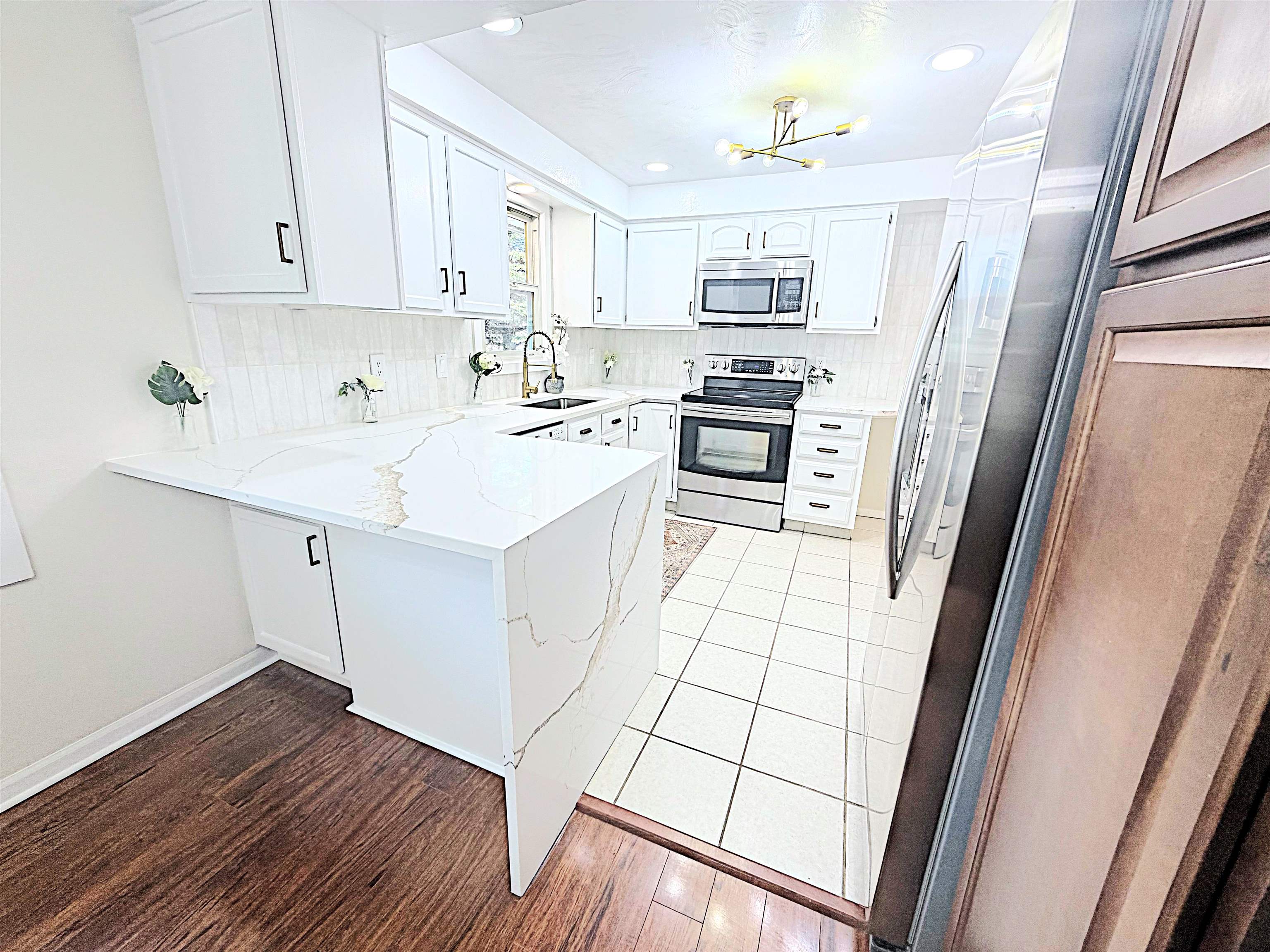 1891 Beck Street Appleton, WI 54915 - Photo 7 of 31