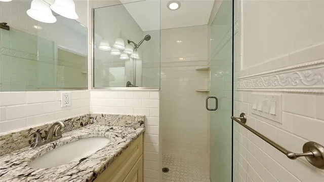 a view of a hallway with washer and dryer