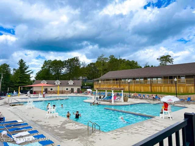 $325,000 | 141 Natures Drive, Tobyhanna, PA 18466