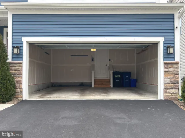 a view of a garage