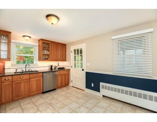 4 Inverness Road Norwood, MA 02062 - Photo 8 of 23 Gallery Image 8
