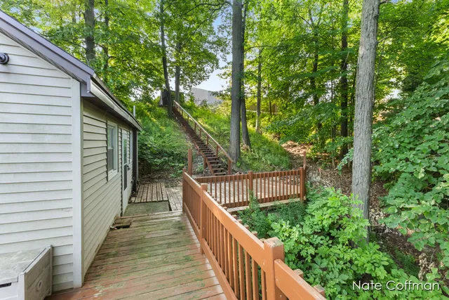 $259,900 | 3687 Alden Nash Avenue Northeast, Lowell, MI 49331