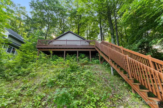 $259,900 | 3687 Alden Nash Avenue Northeast, Lowell, MI 49331