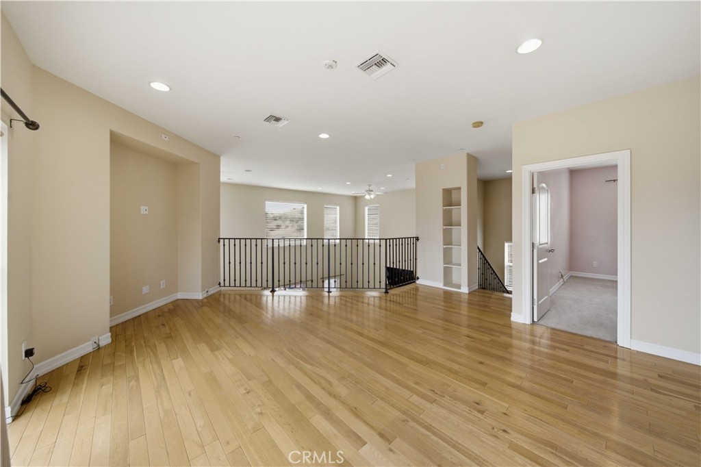 13675 Davenport Road Agua Dulce, CA 91390 - Photo 23 of 51 Upstairs Loft/ living room