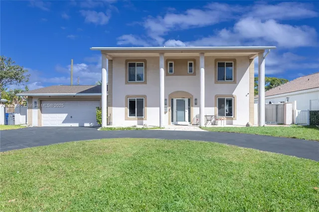 $10,000 | 1660 Northeast 25th Avenue, Pompano Beach, FL 33062