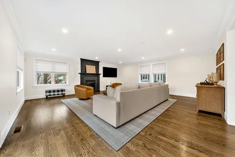 $1,775,000 | 969 Greendale Avenue, Needham, MA 02492