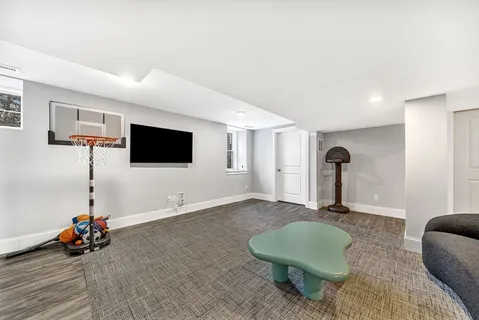 $1,775,000 | 969 Greendale Avenue, Needham, MA 02492